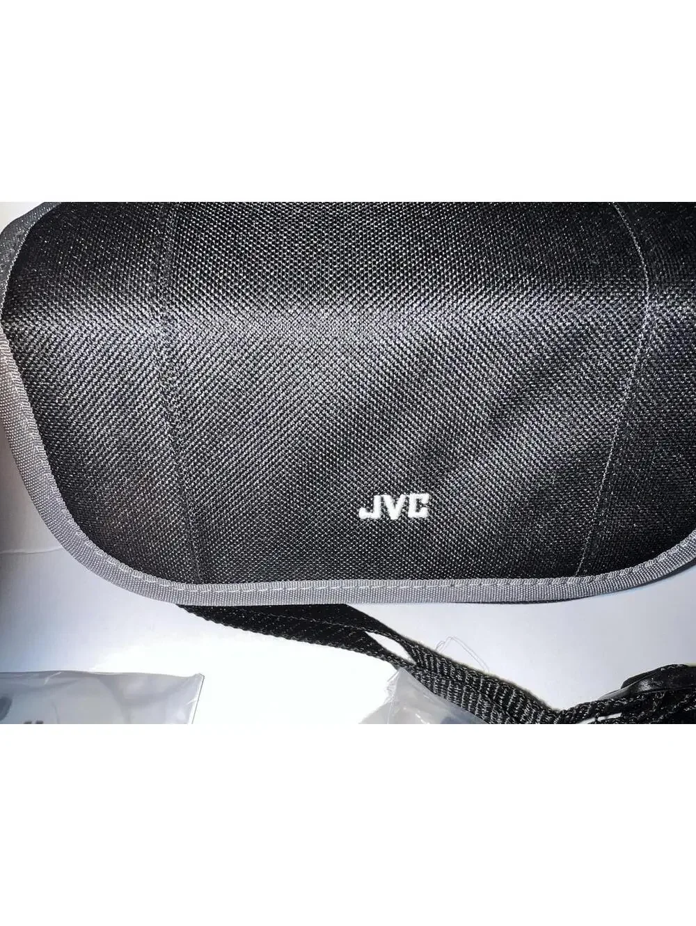 JVC GZ-HD300AU HD VIDEO PLUS20X OPTICAL ZOOM Full HD And Extras! New, Never Used
